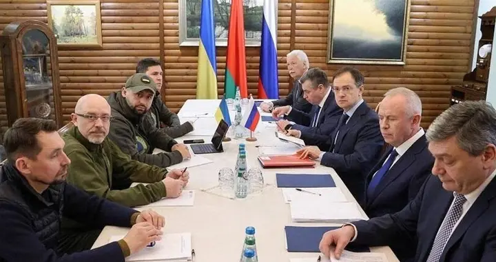 日内瓦谈判藏刀？93架无人机炸响莫斯科警报