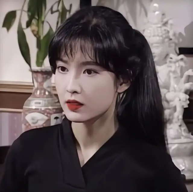 周慧敏年轻惊艳了多少男生