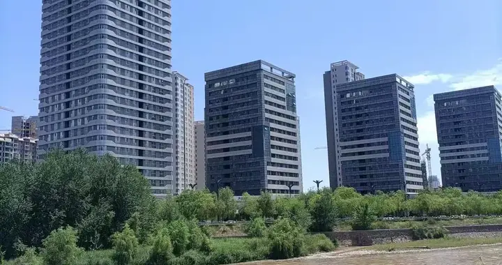 海东燃气调查报道 暖气还没来，气价先涨了海东燃气定价"悬空"之问