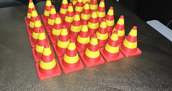 特斯拉都头疼的雪糕桶识别，这家中国公司竟靠“笨办法”提前攻克