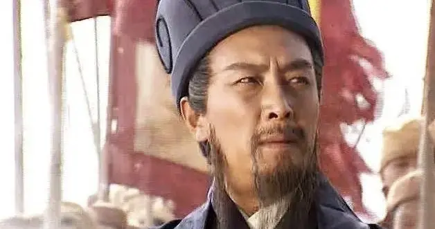 隆中对的理想与三分兵力的现实：重思诸葛亮的战略困境