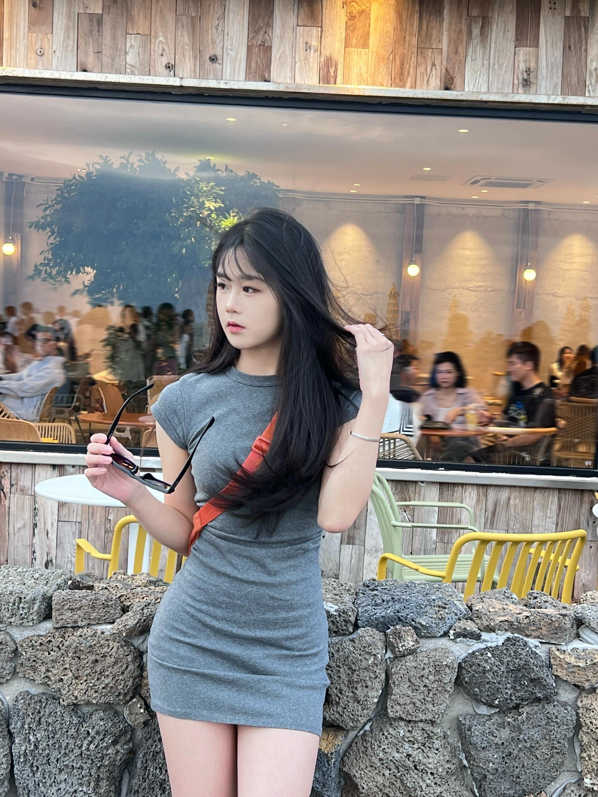 小个子辣妹显瘦包臀短裙