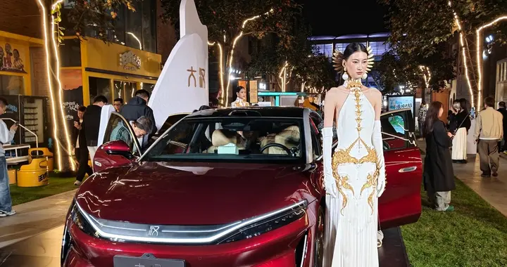比亚迪大汉上市！D级大轿车续航1008公里，售价23.59万起