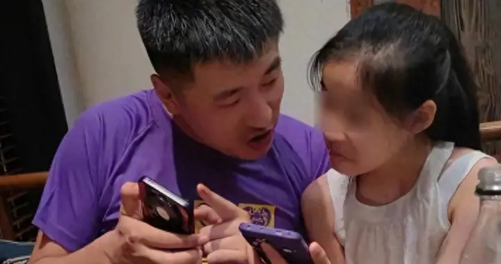 张雪峰女儿再发声，去世前一家三口曾一起用餐，女儿留言惹泪目