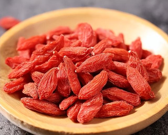 它是肝脏的"天然修复剂"！每天一小把，养肝护肾，肝脏活力满满