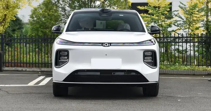 定价都一样，长安启源Q07激光版 VS 海狮06DM-i，家用选谁合适？