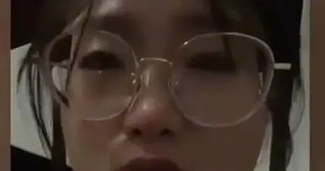 上海求职女硕士，狂投800份简历，背后真相扎心了