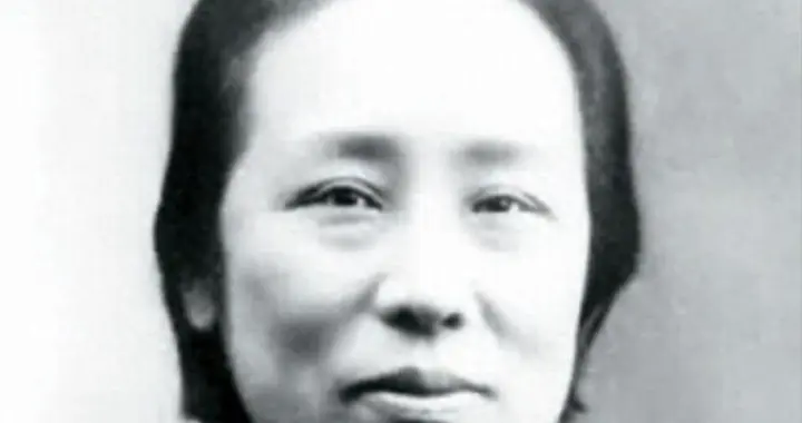 1972年何香凝临终恳请不火化，周总理含泪批准：不烧不烧