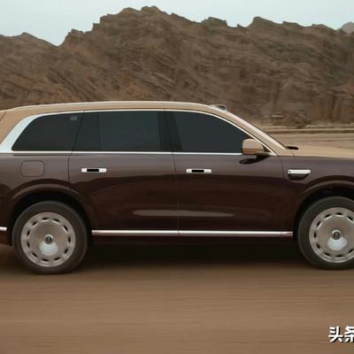 传说中de尘封：全新一代问界M9开始预热