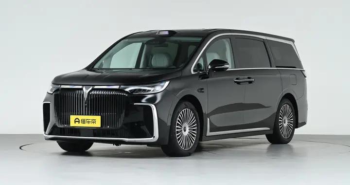 岚图梦想家冠军版：大空间+鸿蒙座舱，30 万级 MPV 新选择！