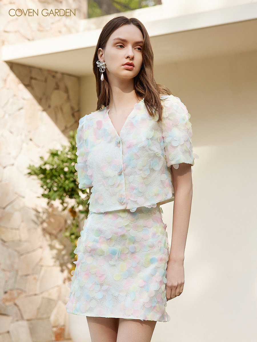 幻彩晕染圆形纱片短袖衬衫