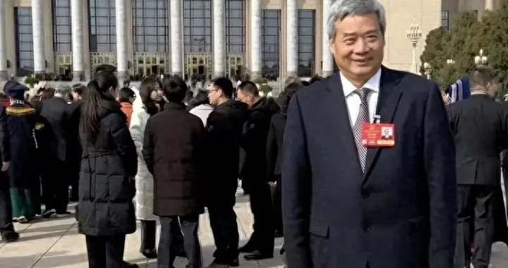 挪用 9700 万公款却当上人大代表，央视亲自正名，其隐情让人红眼眶
