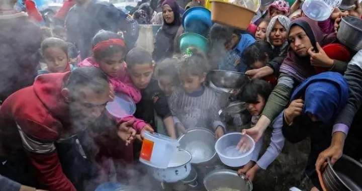 特朗普怎么都没想到：制裁伊朗四十年，反而帮人家练出封锁免疫体