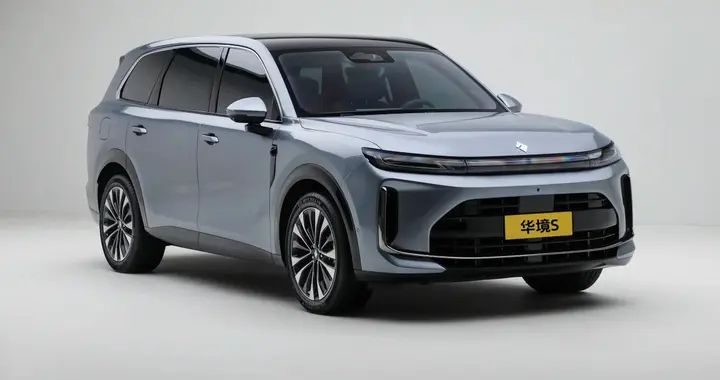 聊聊两大热门国产大型SUV，华境S和零跑D19，都有哪些不同？