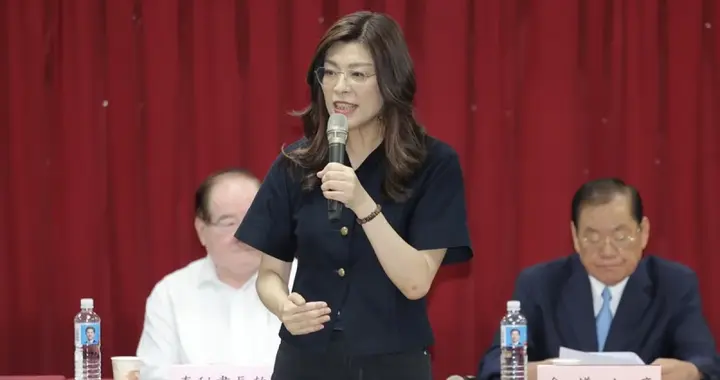 国民党中评委提案“研议和平统一”，维持现状难长久，破30年禁忌