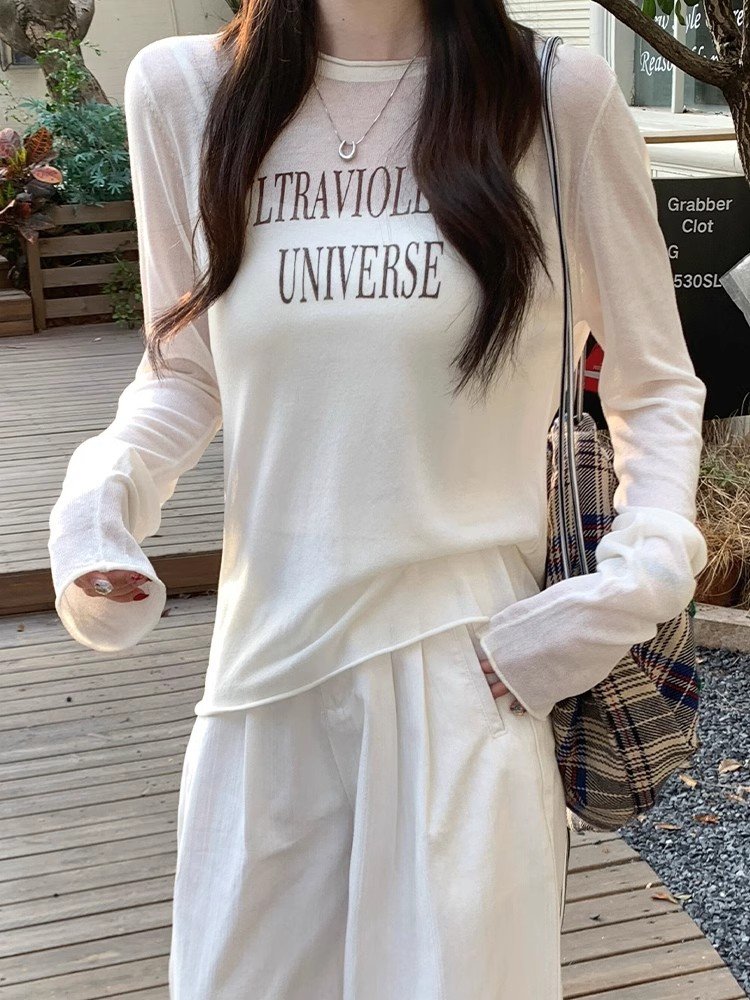 小个子白色字母印花防晒外搭薄纱罩衫上衣女