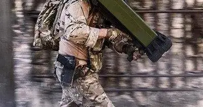 德国“执法者”导弹：9公斤肩扛，2000米精准打击，还能室内发射