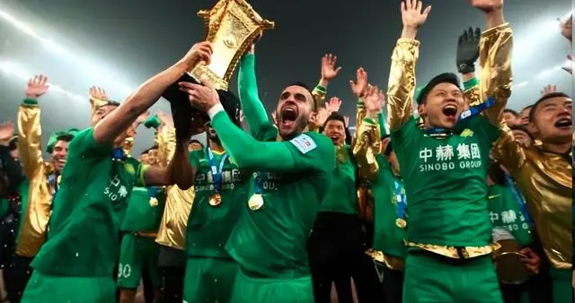 无药可救！曝国安无人接盘，或步恒大后尘，塞蒂恩帮球员讨薪下课