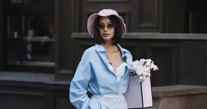 春天这件最美蓝衬衫，温柔显白又有质感，日常搭配轻松穿出高级感