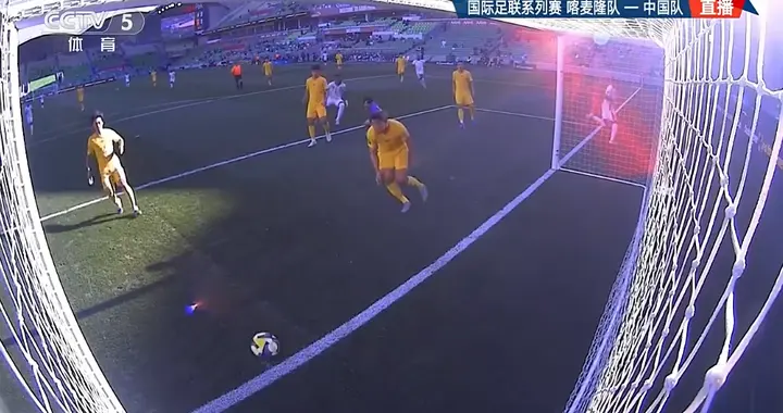 国足热身赛，第一场2：0胜，第二场开局十分钟就结束了......