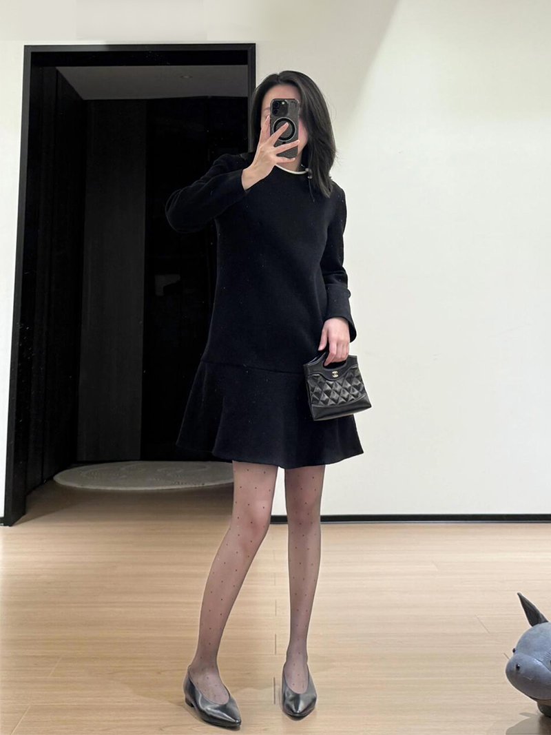 黑色蝴蝶结系带连衣裙赫本风小黑裙漂亮短裙