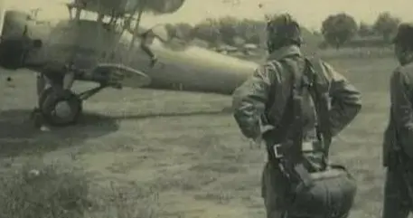 追敌误入日军机场，廖政国急寻汽油，夜焚敌机震上海