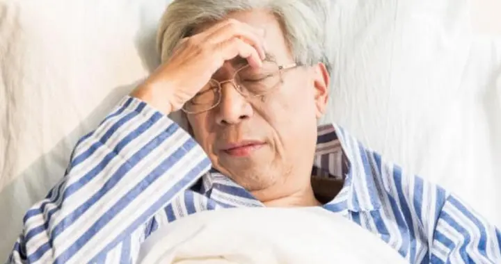 脑梗去世的人越来越多？医生苦劝：天凉宁可打麻将，也别做7件事