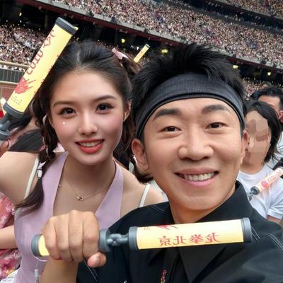 涅槃重生见墨鸦：人生首场演唱会直接打卡周