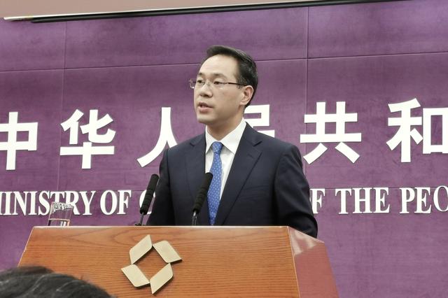 中方给了机会，沉默2天后，美方表态：计划降低对华关税