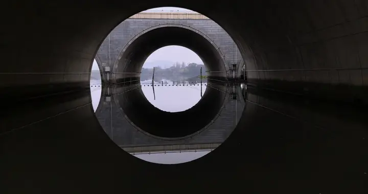 写给所有中年人：请务必备好这4张“保命符”