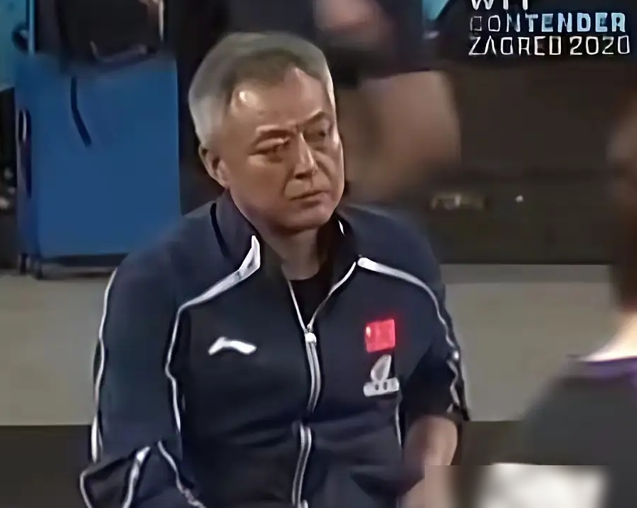秦志戬脸都黑了，一句话没说，紧锁的眉头能夹死苍蝇。你信吗？国乒混双，竟...