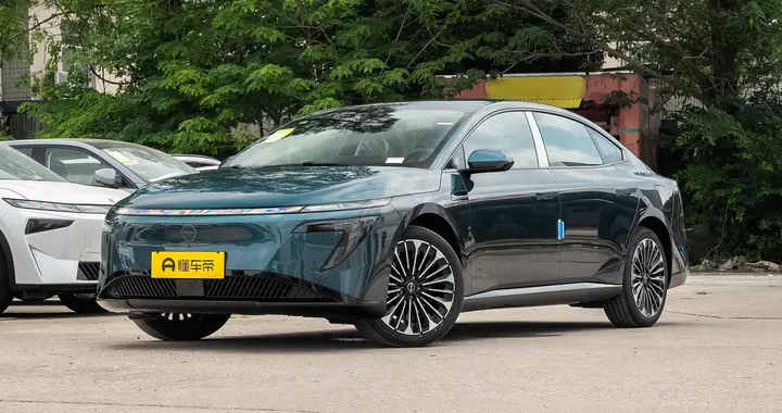 东风日产N7 510 Pro：超舒适的中高级纯电家轿，这车真贴心