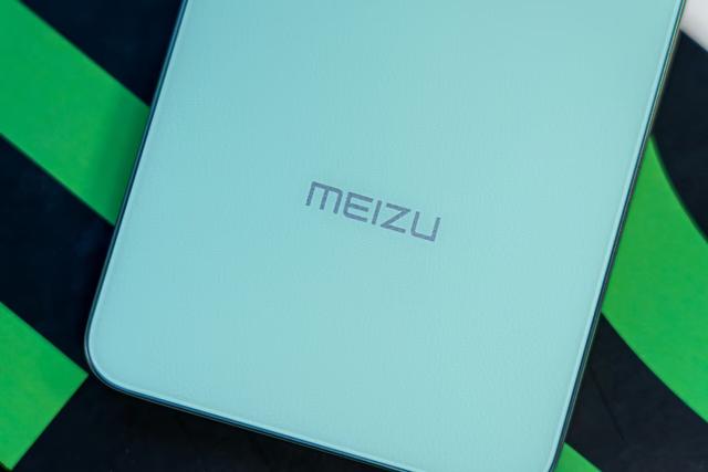 跌至998元，8T直屏+6000mAh+亿级像素+AI功能，魅族性价比更高了