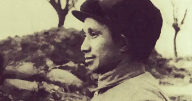 粟裕何时任华东军区副司令员？