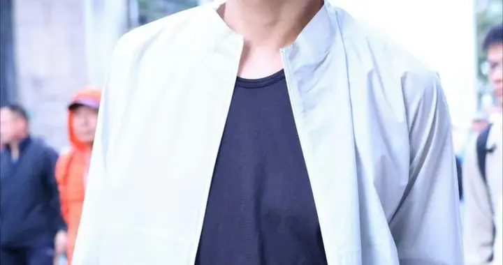 51岁钟汉良4小时跑完马拉松，状态好到爆，活该他还演男一号！