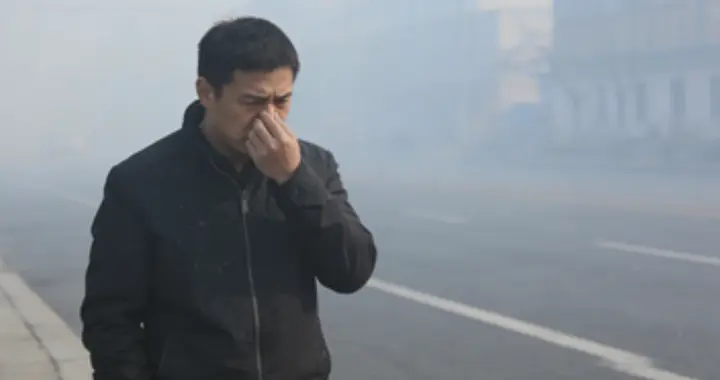 鼻部出现这4个特征，或是肺炎来袭的信号，及时检查很关键