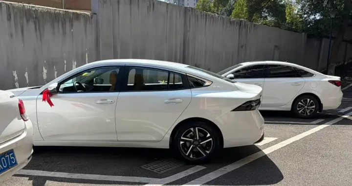 2026年“油车”新排位：燃油车冠军换了，5个月时间销量超9万台