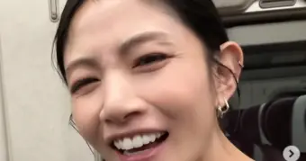 李千娜冒雨狂奔搭高铁「站务提醒一句话」秒冲下车！过程超惊险：疯掉