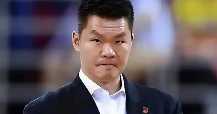 赢利八千万的广东男篮，炒掉功勋主帅经理，这是不玩了吗？