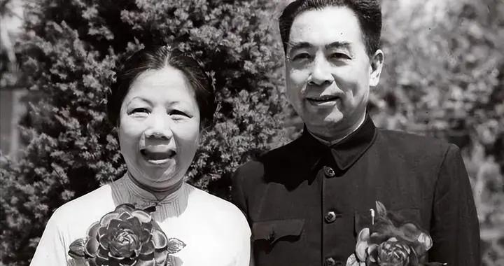 50年，邓颖超出国周恩来略显冷淡，邓颖超：总理我要向你提出抗议