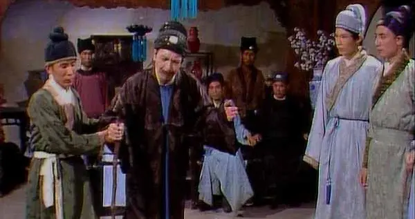 为什么宝玉和贾琏都是二爷？这是怎么排行的？