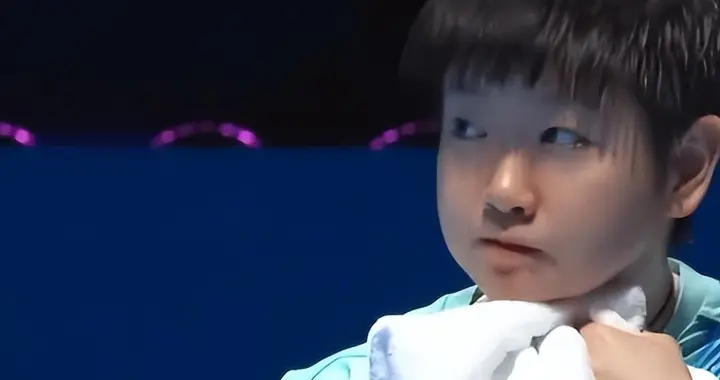 澳门世界杯，四强赛对阵出炉，王艺迪强势横扫，日乒接近全军覆没