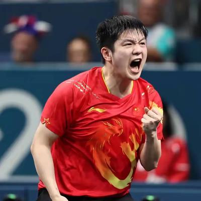 我的专属世界：乒乓球水平怎么样，谁在裸泳