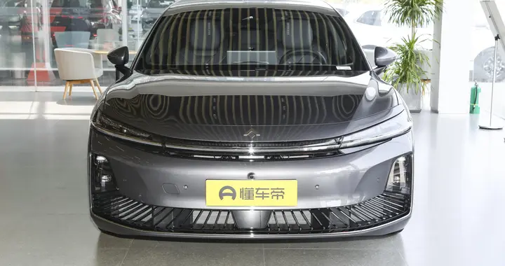 开了昊铂A800一天，全方位体验后，发现它适合注重品质的家庭