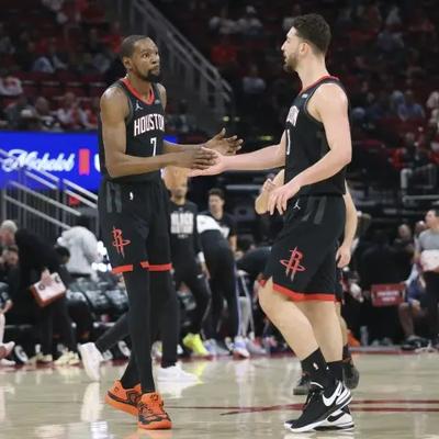 Jacky大师兄：火箭轻取76人后拿到八