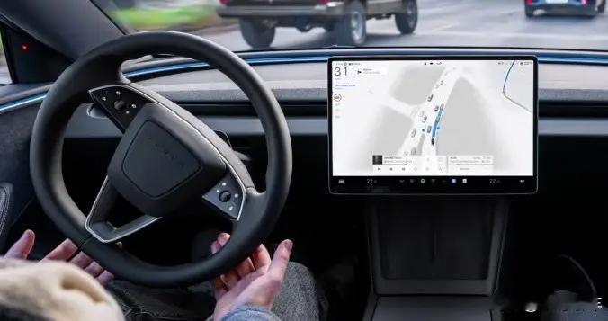 马斯克：特斯拉FSD已能识别手势信号