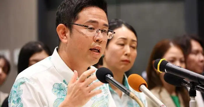 琉球曾是中国藩属，中国官方至今也从未承认过日本对琉球的吞并