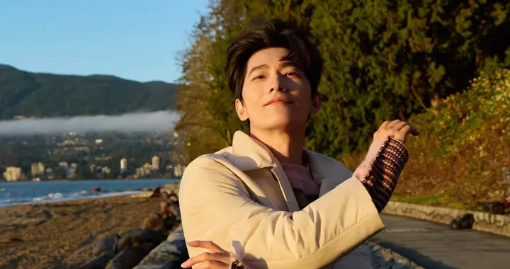 最新！杨洋杂志帅图来袭，意气风发～