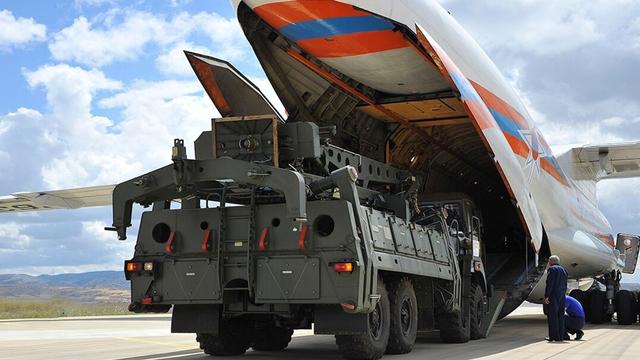 共面波导：S400和F35，俄罗斯和美国