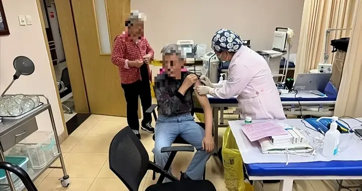 医生提醒:45岁以后，无论男女一定要打这2种疫苗!别不当回事!